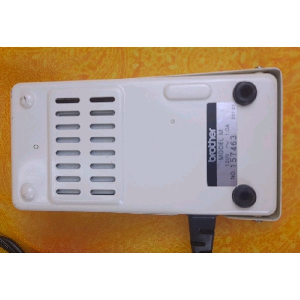 Brother Sewing Machine Controller Foot Pedal 1.0A Model M 3-Prong 331-21 #157463 - Picture 4 of 9